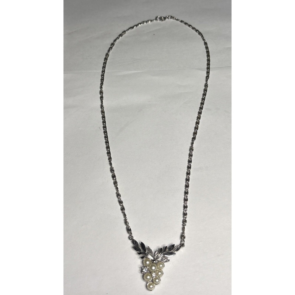 Vintage 1970s Avon Faux Pearl Grape Cluster Necklace Silver Tone Rhinestone